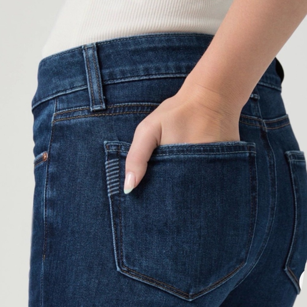 PAIGE High Rise Manhattan Bootcut Jeans - Picture 5 of 8